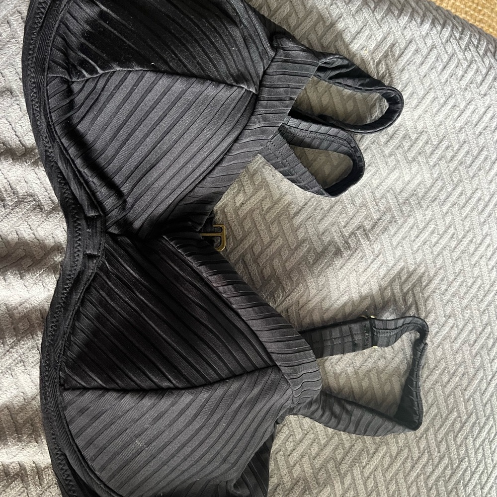 Black Ribbed Underwire Bra